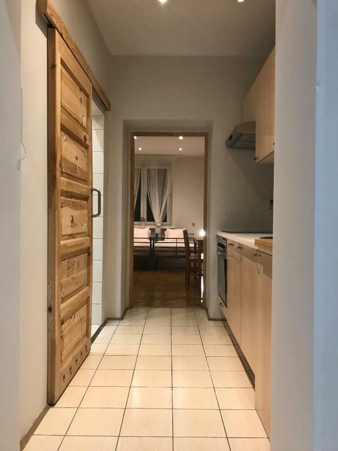 Hostel Mango Poznan Luaran gambar